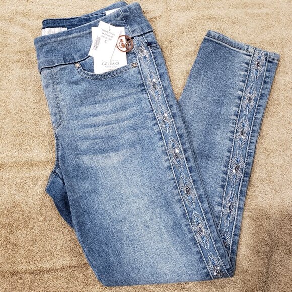 NEW GG JEANS Embroidered Ankle Jean - Picture 1 of 10